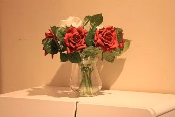 Đừng bao giờ để những thứ này ở ngoài cửa nếu không muốn cuộc sống mãi nghèo ảnh 1 Nếu không muốn cuộc sống mãi nghèo thì đừng bao giờ để những thứ này ở ngoài cửa