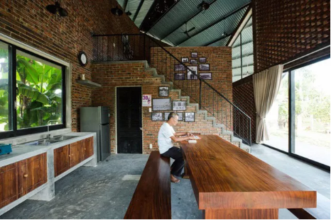 3 ngôi nhà Việt đẹp, sáng tạo, không chê được chỗ nào bất ngờ nổi tiếng trên báo tây