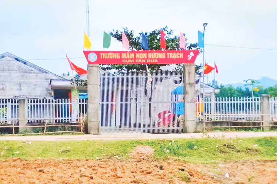 Các cụm trường đã được các cô vận động, xây dựng, sửa sang khang trang. Ảnh: Trương Hoa