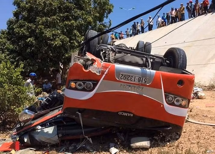 Hiện trường vụ tai nạn. Ảnh PLO