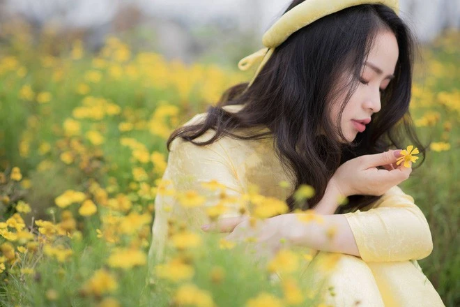 “Nhà có 3 nàng tiên” xinh từ chị đến em khiến ai cũng phải xuýt xoa xin làm con rể