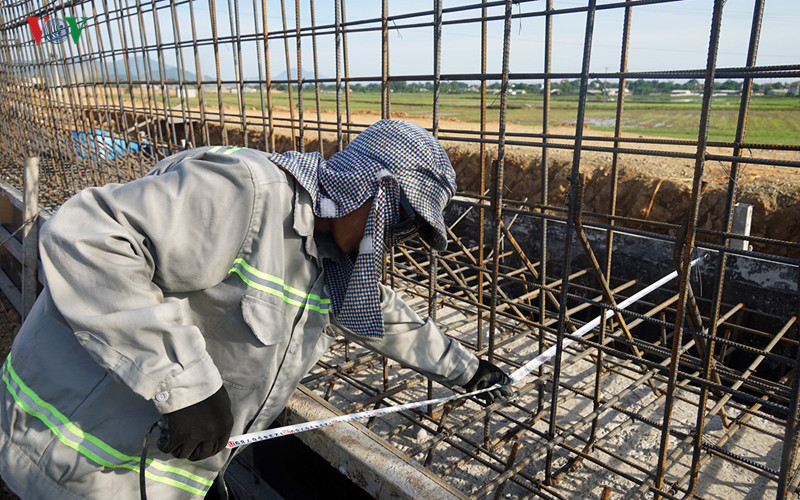 gap rut nang cap de ta bui tai ha noi khi mua mua bao dang ve hinh 15