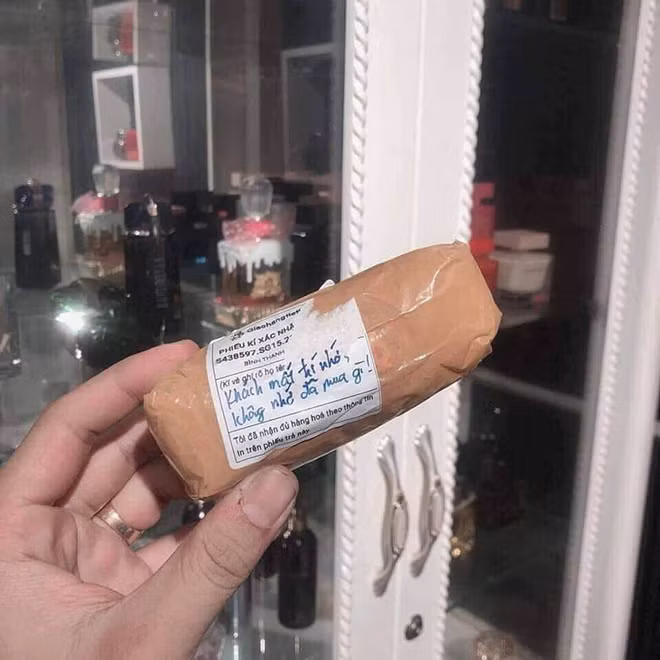 Những lý do "boom hàng" khó đỡ trong tháng Cô hồn hình ảnh 5 nhung ly do "boom hang" kho do trong thang co hon hinh anh 5