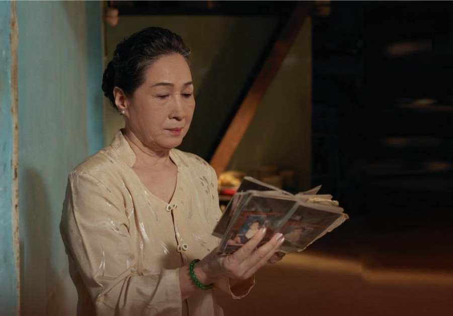 Gia dinh thoi 4.0 - ket noi voi the gioi, nhung cach xa nhau hinh anh 3 