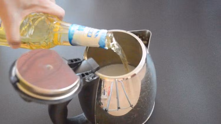 chi can 2 nguyen lieu don gian de co am sieu toc sach bong khong can rua trong mot nam - 3