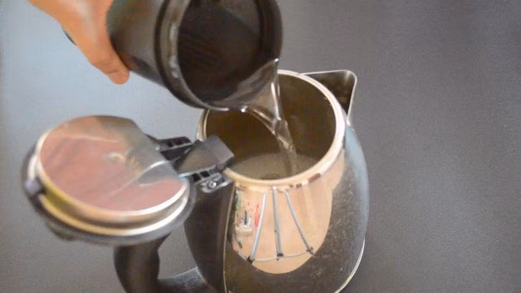 chi can 2 nguyen lieu don gian de co am sieu toc sach bong khong can rua trong mot nam - 4