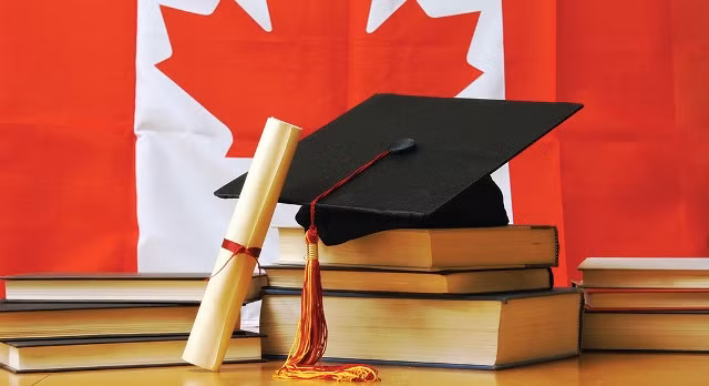 Thông báo tuyển sinh học bổng miễn học phí phụ thu của bang Kê-bếch, Ca-na-đa năm 2020