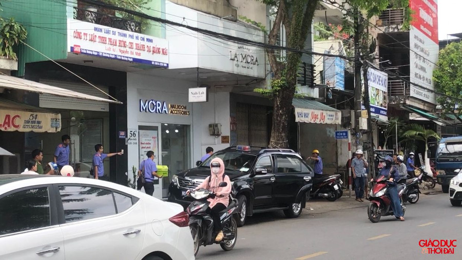 Cơ quan điều tra VKSND tối cao khám xét trụ sở Công ty Luật TNHH Phạm Hưng - nơi ông Nhật làm đại diện pháp luật và thu giữ một số tài liệu.