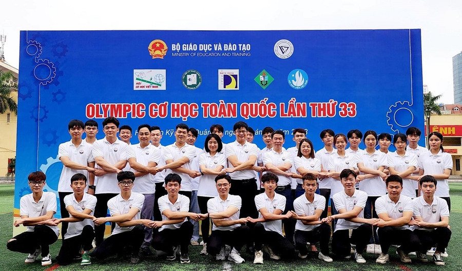 Sinh viên TNUT giành 10 giải thưởng tại Olympic Cơ học toàn quốc.