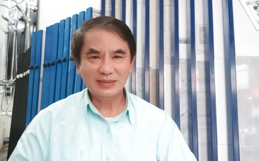 Tân sinh viên ở tuổi 68 Nguyễn Nhu Hùng Tân sinh viên ở tuổi 68 Nguyễn Nhu Hùng