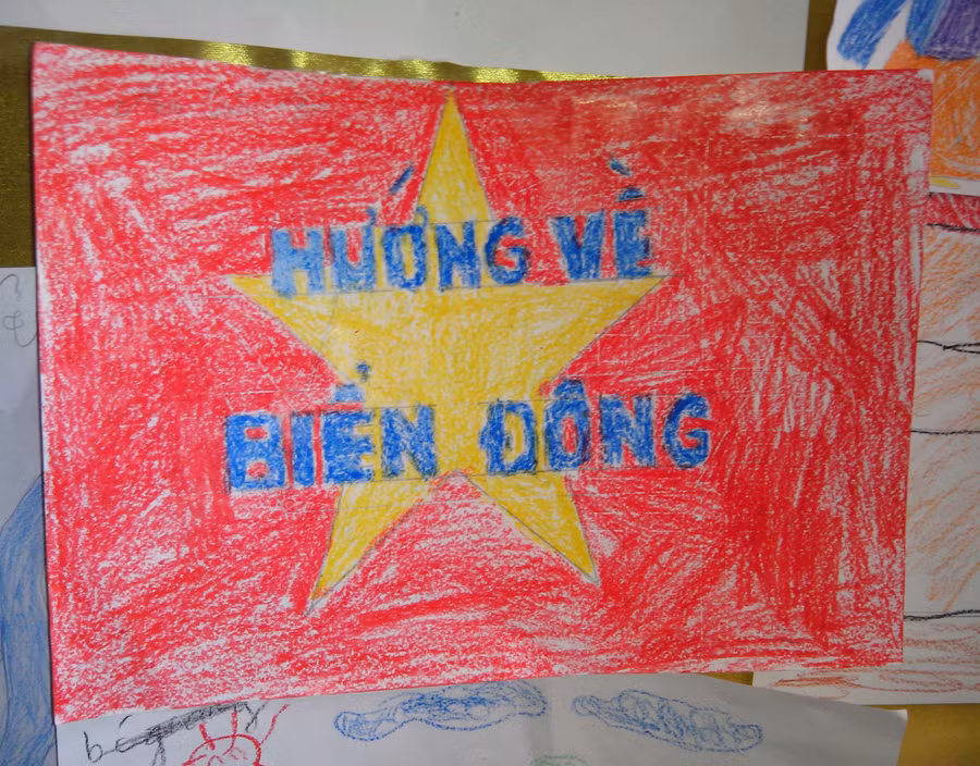 Ước mơ hướng về biển đảo