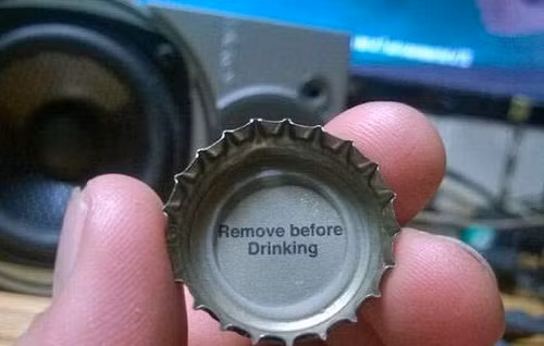Nhớ lấy nắp trước khi uống nhé!