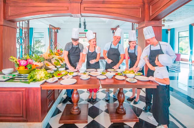 Lớp học nấu ăn (Cooking class) sẽ “cá nhân hóa” dịch vụ ẩm thực đến từng khách hàng