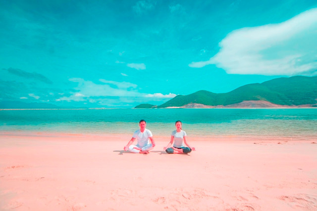 Chương trình chiếu phim trên bãi biển, lớp học yoga là những dịch vụ hoàn toàn mới theo tiêu chuẩn 5 sao trên toàn hệ thống Vinpearl