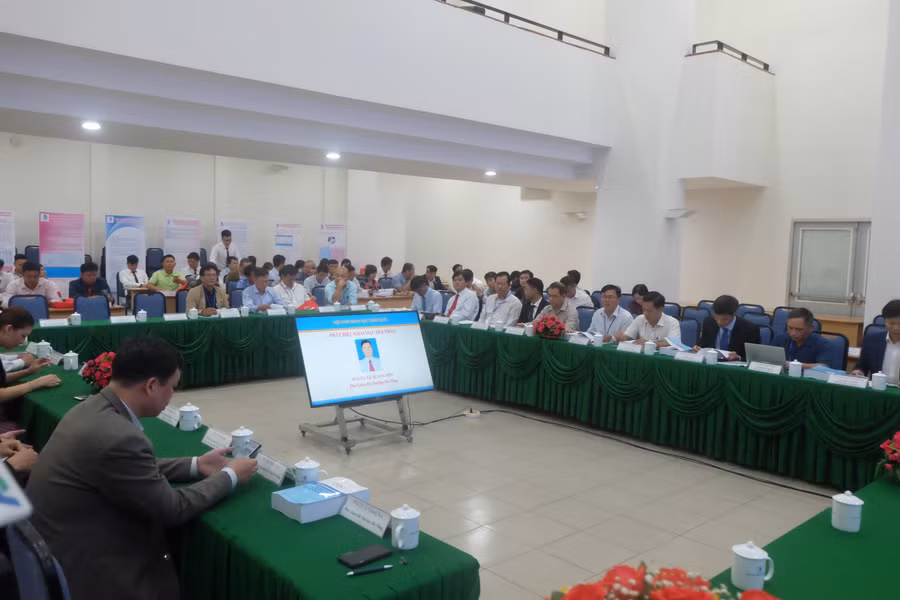 Quang cảnh hội thảo.