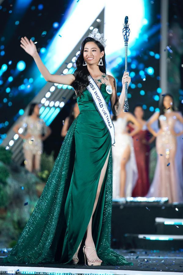 Mẹ Miss World Việt Nam 2019: Linh đi thi rất giản dị, gia đình không hề đầu tư gì ảnh 1 Mẹ Miss World Việt Nam 2019 Lương Thùy Linh: Linh đi thi rất giản dị, gia đình không hề đầu tư gì ảnh 0