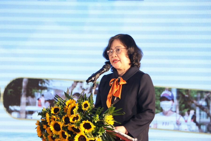 TS Ngô Thị Minh - Thứ trưởng Bộ GD&ĐT khẳng định những hiệu ứng tích cực được lan tỏa từ giải chạy S-Race những năm qua. TS Ngô Thị Minh - Thứ trưởng Bộ GD&ĐT khẳng định những hiệu ứng tích cực được lan tỏa từ giải chạy S-Race những năm qua.