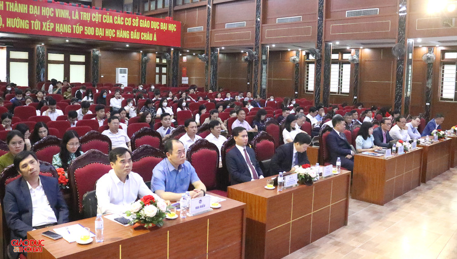 Các đại biểu tham dự Hội thảo khoa học Quốc gia. Ảnh: Phạm Tâm.