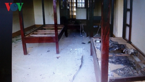 khu noi tru danh cho hoc sinh mien nui bo hoang, chua day rac thai hinh 1