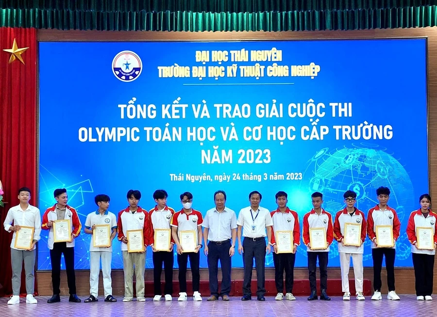 Hơn 100 sinh viên đoạt giải cuộc thi Olympic các môn khoa học năm 2023.