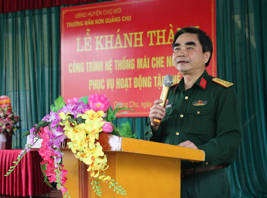 Đại tá Dương Quốc Toản, Bí thư Đảng uỷ, Chính trị viên Viện Vũ khí Tổng cục Công nghiệp Quốc phòng - Bộ Quốc phòng. Đại tá Dương Quốc Toản, Bí thư Đảng uỷ, Chính trị viên Viện Vũ khí Tổng cục Công nghiệp Quốc phòng - Bộ Quốc phòng.