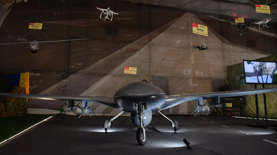 UAV Bayraktar TB2 đạt hiệu quả cao trong thời kỳ đầu của cuộc chiến