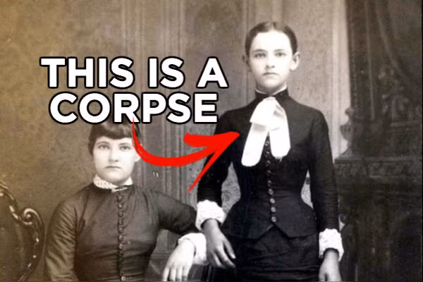 Ớn lạnh với 10 điều kì quặc người ta từng làm với thi thể người chết ảnh 1