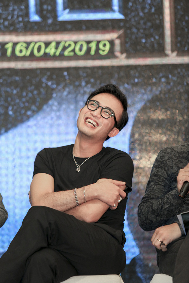 Bất ngờ với câu nói của cô Đẩu Công Lý dành cho Hoàng Thùy Linh khi gặp nhau tại trường quay - Ảnh 9.