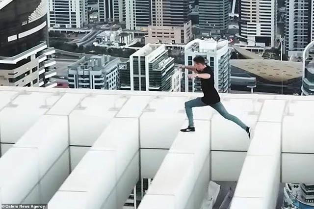 10 bức ảnh thách thức thần chết, mạo hiểm cả mạng sống ảnh 9 ron nguoi voi 10 buc anh thach thuc than chet, mao hiem ca mang song - 9