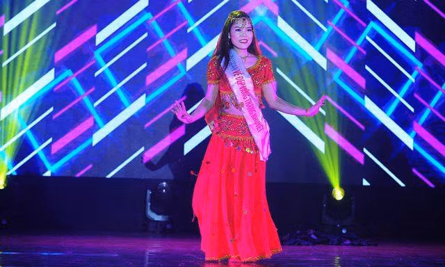 Màn thi tài năng của Bế Thị Đăng.