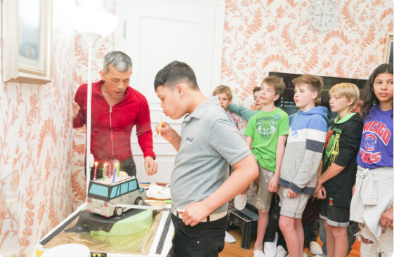 Cuộc sống của Hoàng tử nhỏ và Vương phi Thái Lan bị phế truất giờ ra sao sau 5 năm hai mẹ con bị chia tách khiến nhiều người xót xa? - Ảnh 10. Cuộc sống của Hoàng tử nhỏ và Vương phi Thái Lan bị phế truất giờ ra sao sau 5 năm hai mẹ con bị chia tách khiến nhiều người xót xa? - Ảnh 10.