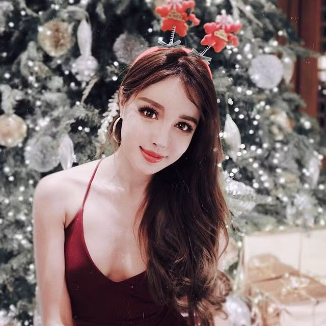 hot girl so 1 cua quoc dao su tu lo anh truoc khi phau thuat tham my hinh anh 6