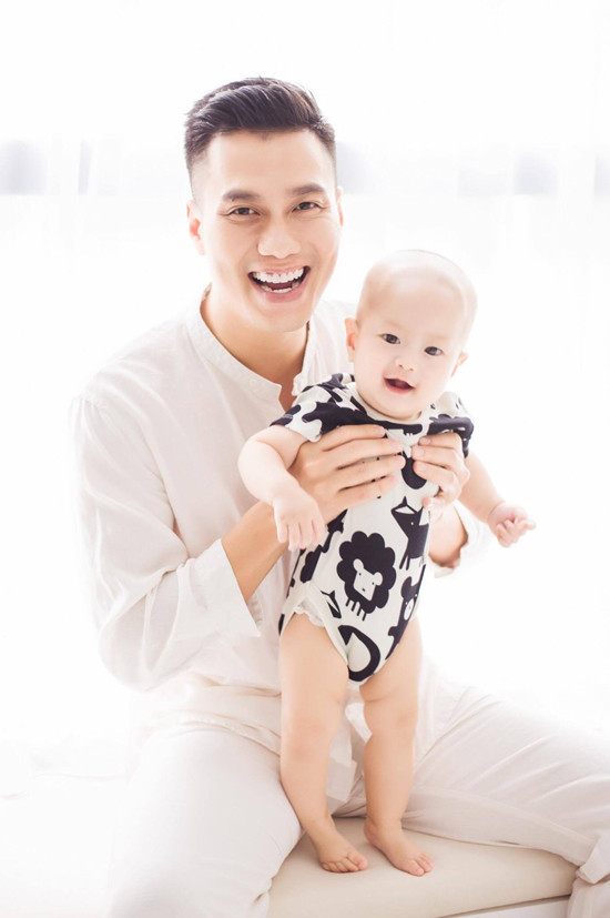 Việt Anh "Người phán xử" vẫn ám ảnh cuộc ly hôn đầu khi con gái còn nhỏ 10 năm trước hình ảnh 3 viet anh "nguoi phan xu" van am anh cuoc ly hon dau khi con gai con nho 10 nam truoc hinh anh 3