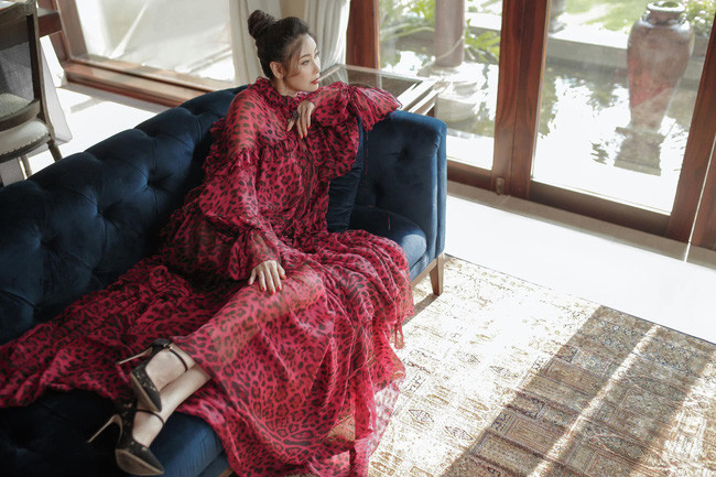 Cuộc sống viên mãn đáng ngưỡng mộ của Hoa hậu 16 tuổi duy nhất Việt Nam sau bao bão giông thuở nào - Ảnh 7. Cuộc sống viên mãn đáng ngưỡng mộ của Hoa hậu 16 tuổi duy nhất Việt Nam sau bao bão giông thuở nào - Ảnh 7.