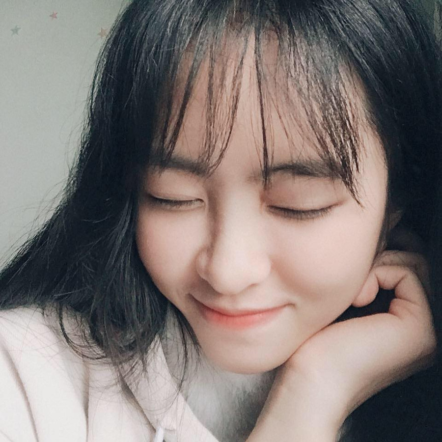Được biết thông tin cô nàng đang là sinh viên NEU nên ngay lập tức vô tình hình ảnh thi đấu võ thuật của cô đã được lấy làm động lực thi đại học của các sĩ tử 2K1. Được biết thông tin cô nàng đang là sinh viên NEU nên ngay lập tức vô tình hình ảnh thi đấu võ thuật của cô đã được lấy làm động lực thi đại học của các sĩ tử 2K1.