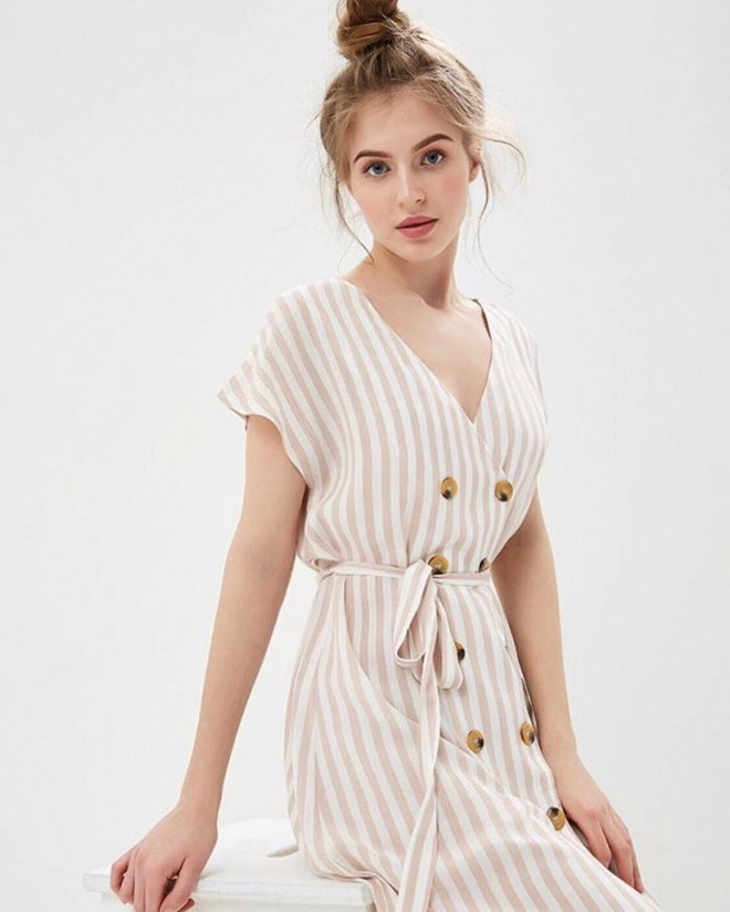 Cô gái 20 tuổi đẹp tựa thiên thần đăng quang Hoa hậu Nga 2019 ảnh 4 Co gai 20 tuoi dep tua thien than dang quang Hoa hau Nga 2019 hinh anh 4