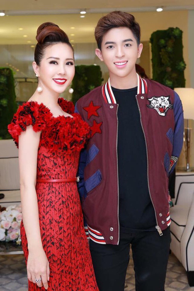 Hoa hậu Thu Hoài: Từng rất sốc khi con trai thú nhận thuộc giới tính thứ 3 ảnh 1 Giải trí - Hoa hậu Thu Hoài: Từng rất sốc khi con trai thú nhận thuộc giới tính thứ 3