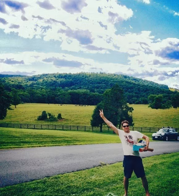 Bỏ hào quang sang Mỹ, Hoa hậu Ngọc Khánh viên mãn sống đời giản dị, trồng nho phụ chồng - Ảnh 17.