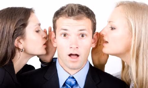 Ước muốn của đàn ông khi ngồi cạnh hai người phụ nữ