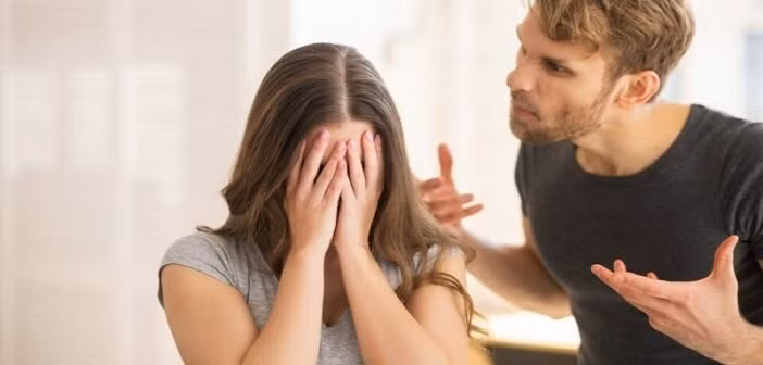 Nổi cơn tam bành với lý do vợ xui chồng đi.... phẫu thuật thẩm mỹ