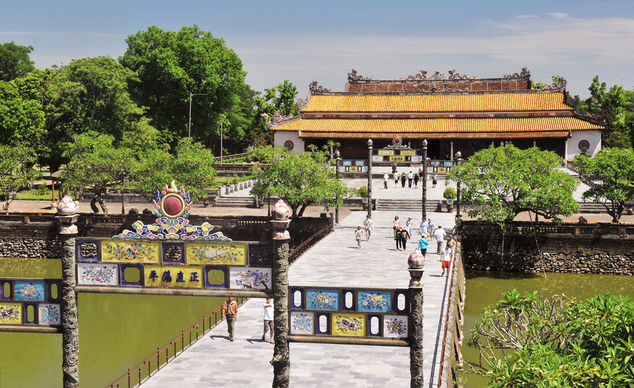 Cố đô Huế hằng năm thu hút lượng lớn du khách trong và ngoài nước