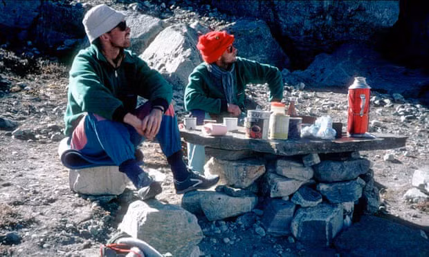Hình ảnh cuối cùng của hai nhà leo núi chụp tại Himalaya vào năm 1988