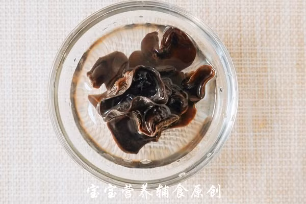 Trời lạnh, 10 trẻ thì 9 bé ho, mẹ chế biến ngay món súp này, đảm bảo HẾT NGAY CẢM LẠNH, HO HẮNG chỉ sau 1 bát!