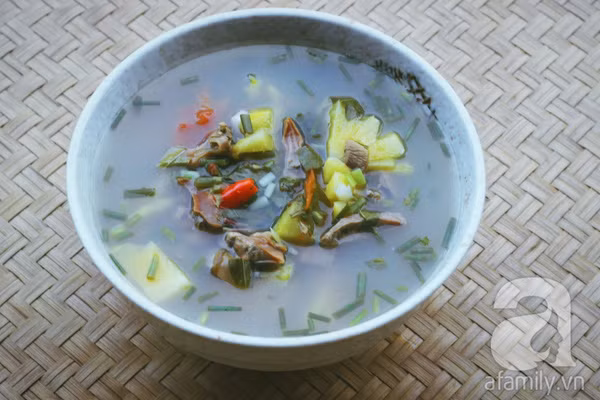 thuc-don-com-toi