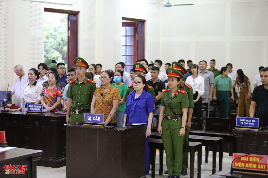 Toàn cảnh phiên tòa phúc thẩm. Ảnh: Lê Hùng. Toàn cảnh phiên tòa phúc thẩm. Ảnh: Lê Hùng.