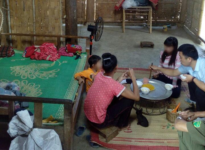 Cô gái 20 tuổi trở về sau 7 năm sống trong “địa ngục trần gian”, may mắn được “soái ca” cứu giúp ở xứ người