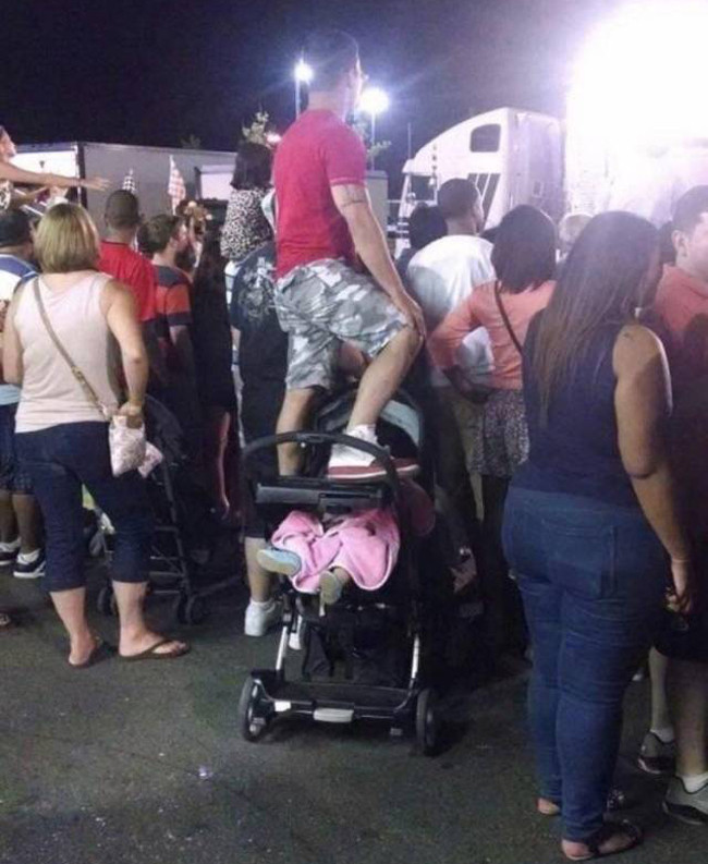 Nóng chảy mỡ, chị em tìm cách tắm nắng mọi lúc mọi nơi hình ảnh 13 nong chay mo, chi em tim cach tam nang moi luc moi noi hinh anh 13