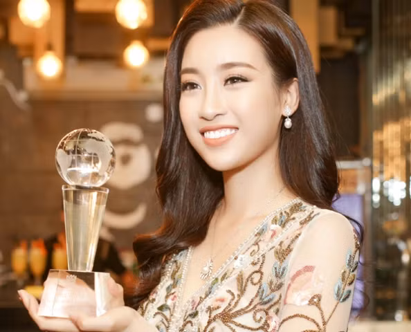 Hoa hậu Mỹ Linh nhận định về tân Hoa hậu Thế giới