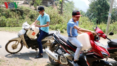 nắng nóng kéo dài, vùng cao lai châu "khát nước" hình 3 nang nong keo dai, vung cao lai chau "khat nuoc" hinh 3