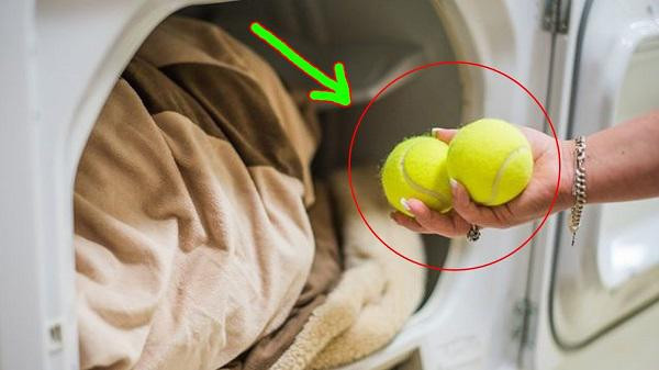 Ai cũng quen tay giặt khăn tắm thế này, bảo sao khăn nhanh thành... giẻ lau, tốn tiền hại da ảnh 3 ai cung quen tay giat khan tam the nay, bao sao khan nhanh thanh... gie lau, ton tien hai da - 3